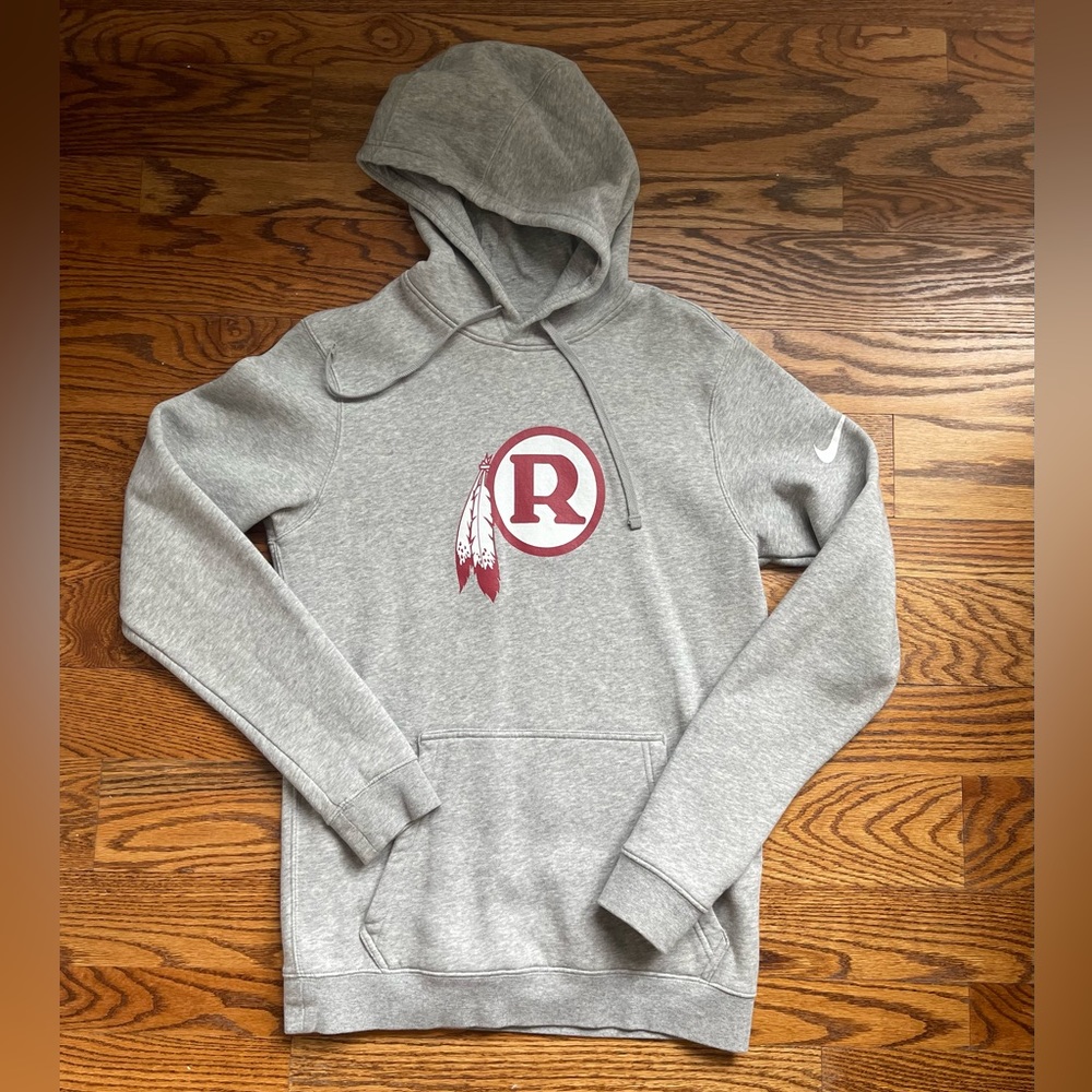 Authentic Nike 1970-1971 Redskins logo hoodie! 
Lightly worn, in great condition